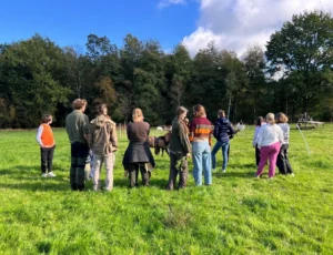 Kälbchen Claus und Feuerbohren: Erstes Herbstcamp im Naturpark
